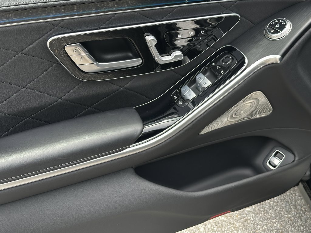 Certified 2025 Mercedes-Benz S 580 4MATIC Sedan image 11