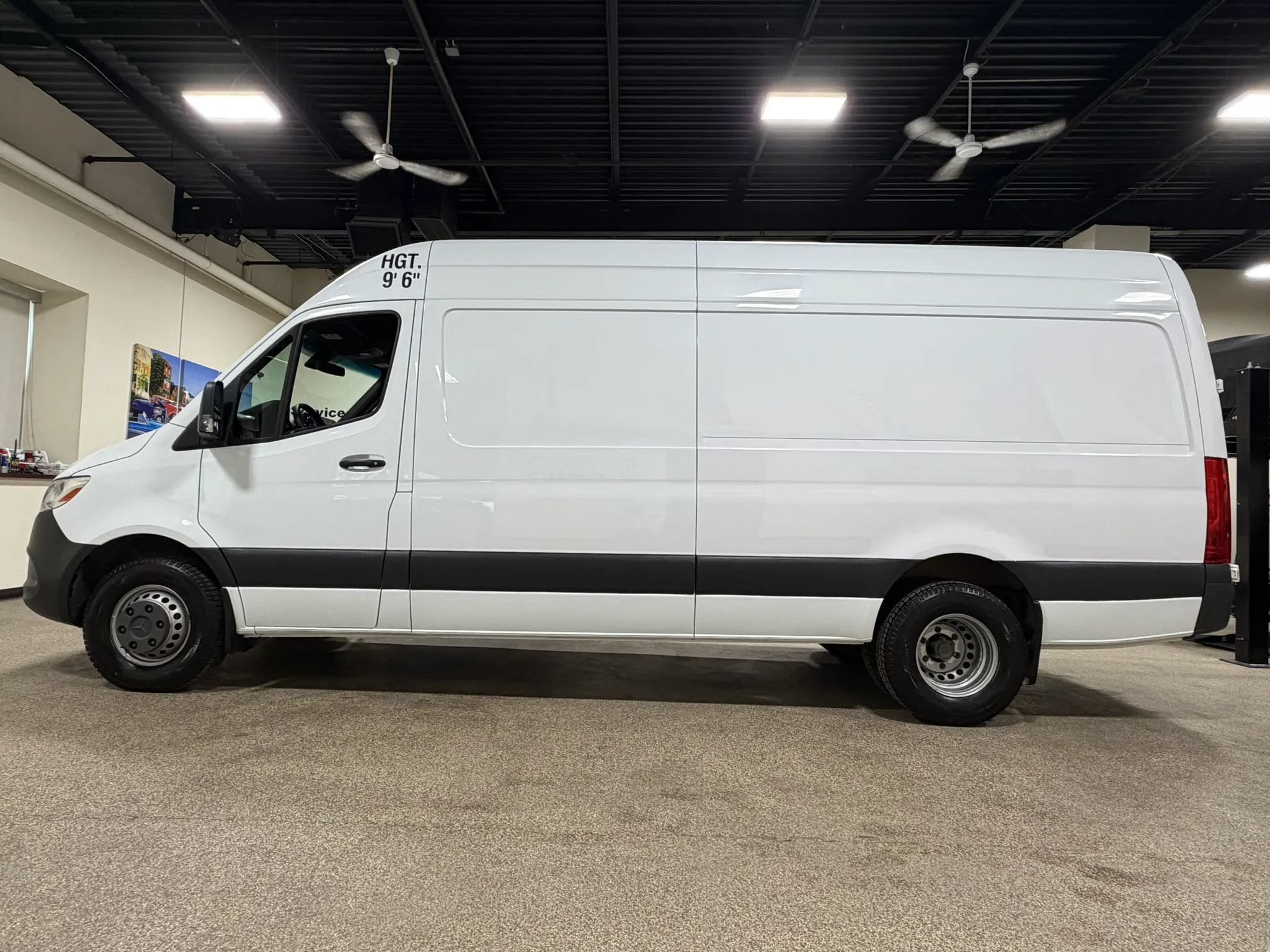 Used 2021 Mercedes-Benz Sprinter 3500 image 13