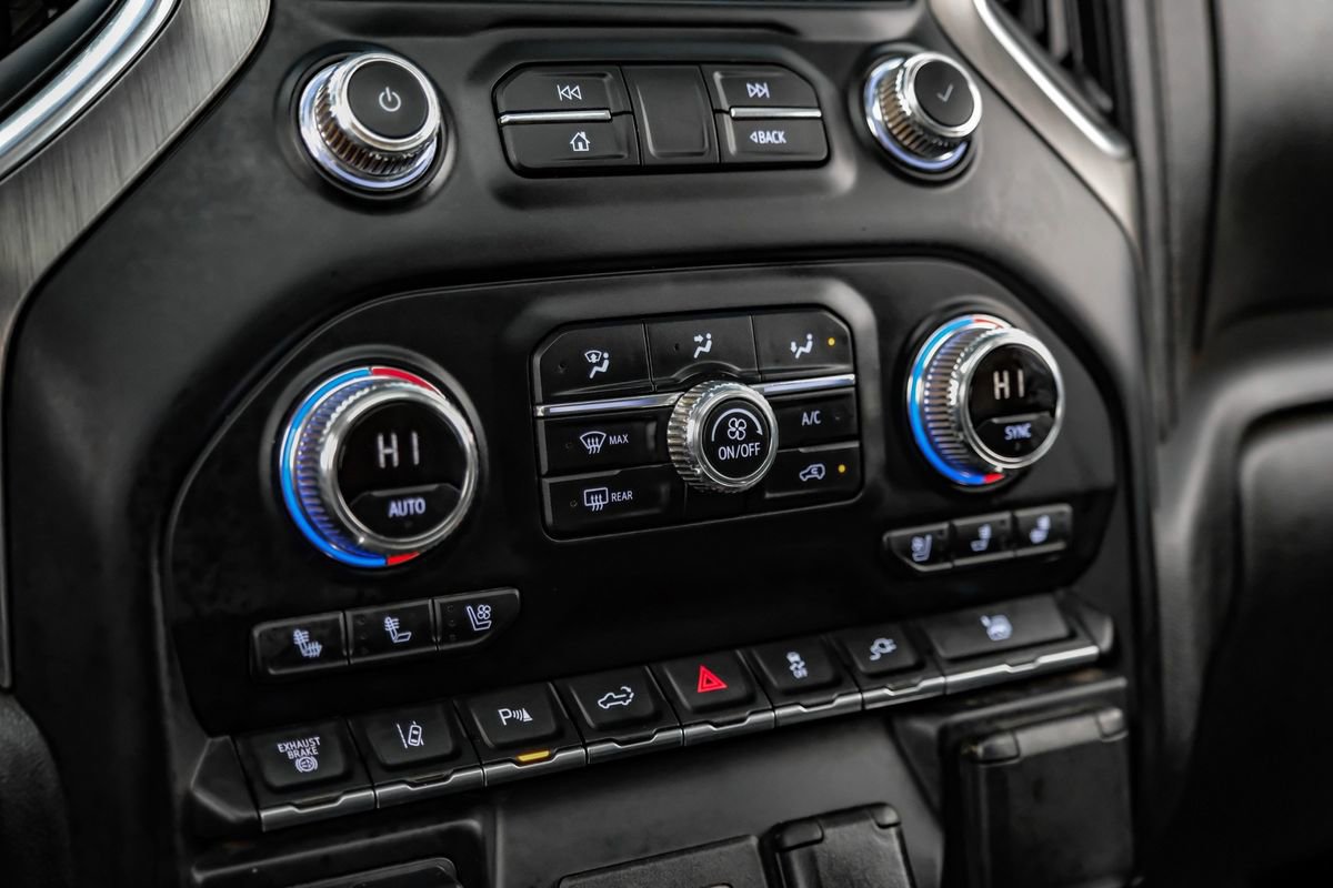 Used 2020 GMC Sierra 3500 Denali w/ Denali Ultimate Package image 25