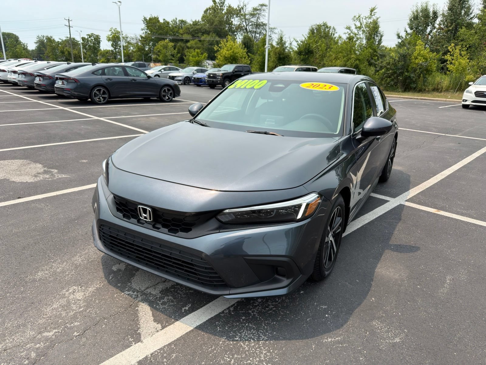 Used 2023 Honda Civic LX image 2