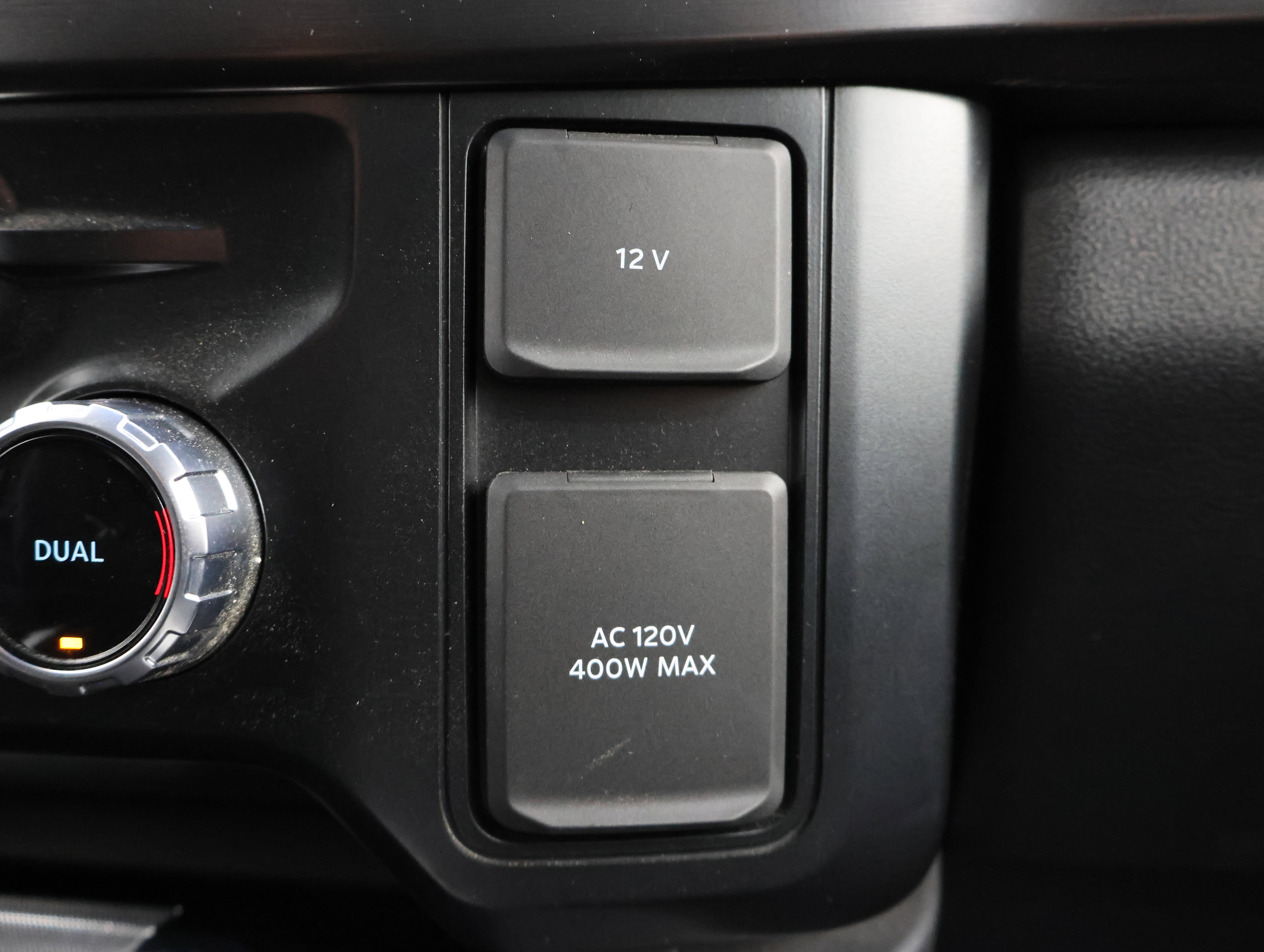 Used 2023 Ford F350 Lariat w/ Chrome Package AWD/4WD image 50