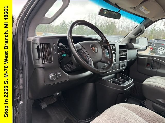 Used 2022 GMC Savana 2500 w/ Communications Package RWD image 15