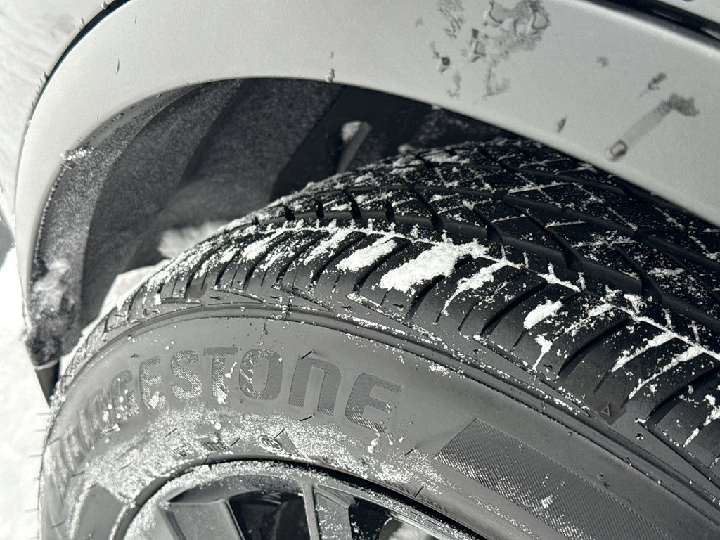 Certified 2024 Nissan Murano SV w/ SV Midnight Edition Package image 10