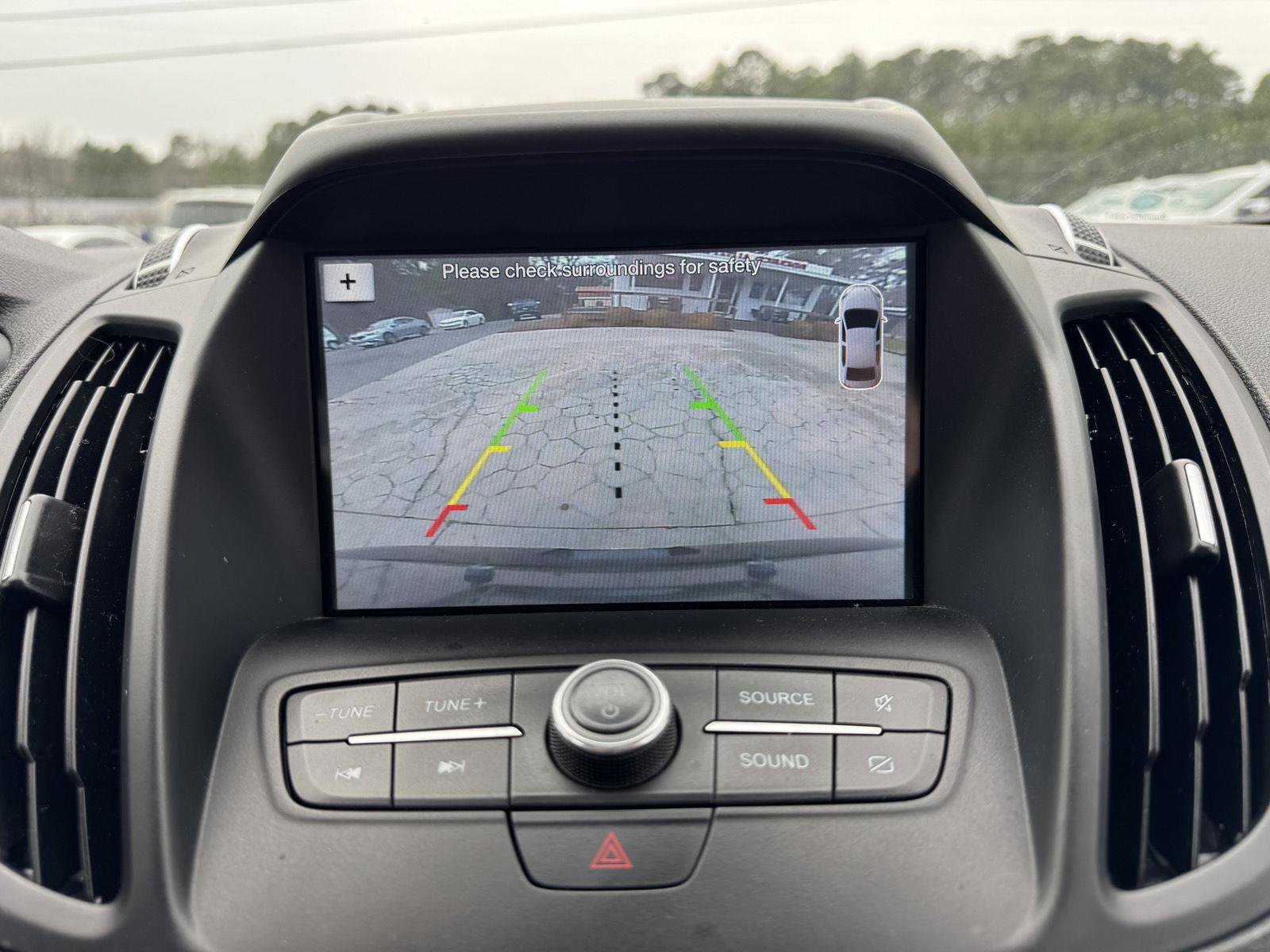 Used 2019 Ford Escape SEL image 23