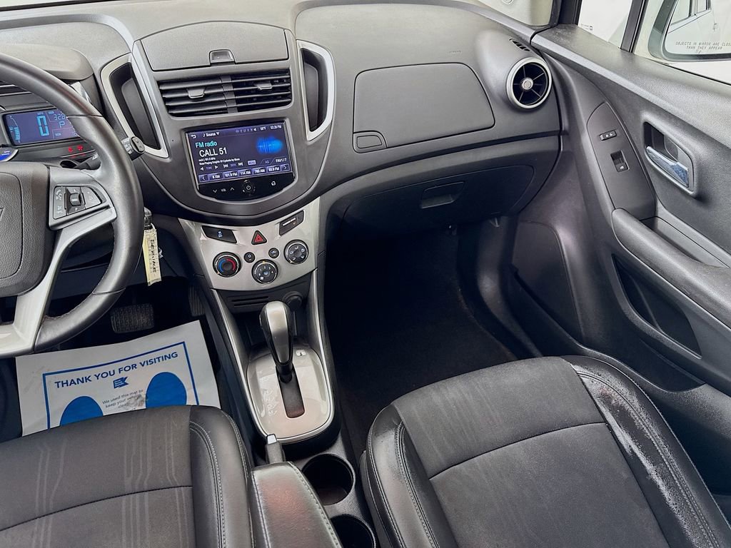 Used 2016 Chevrolet Trax LT w/ LT Convenience Package image 27