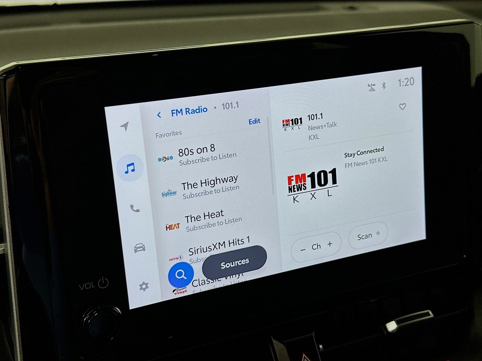 Certified 2023 Toyota Corolla Cross XLE w/ Black Badges Package (TMS) image 15