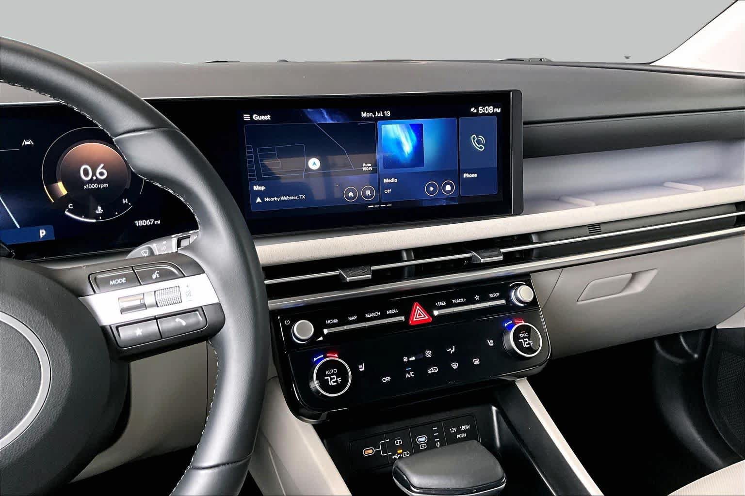 Used 2025 Hyundai Tucson SEL FWD image 7