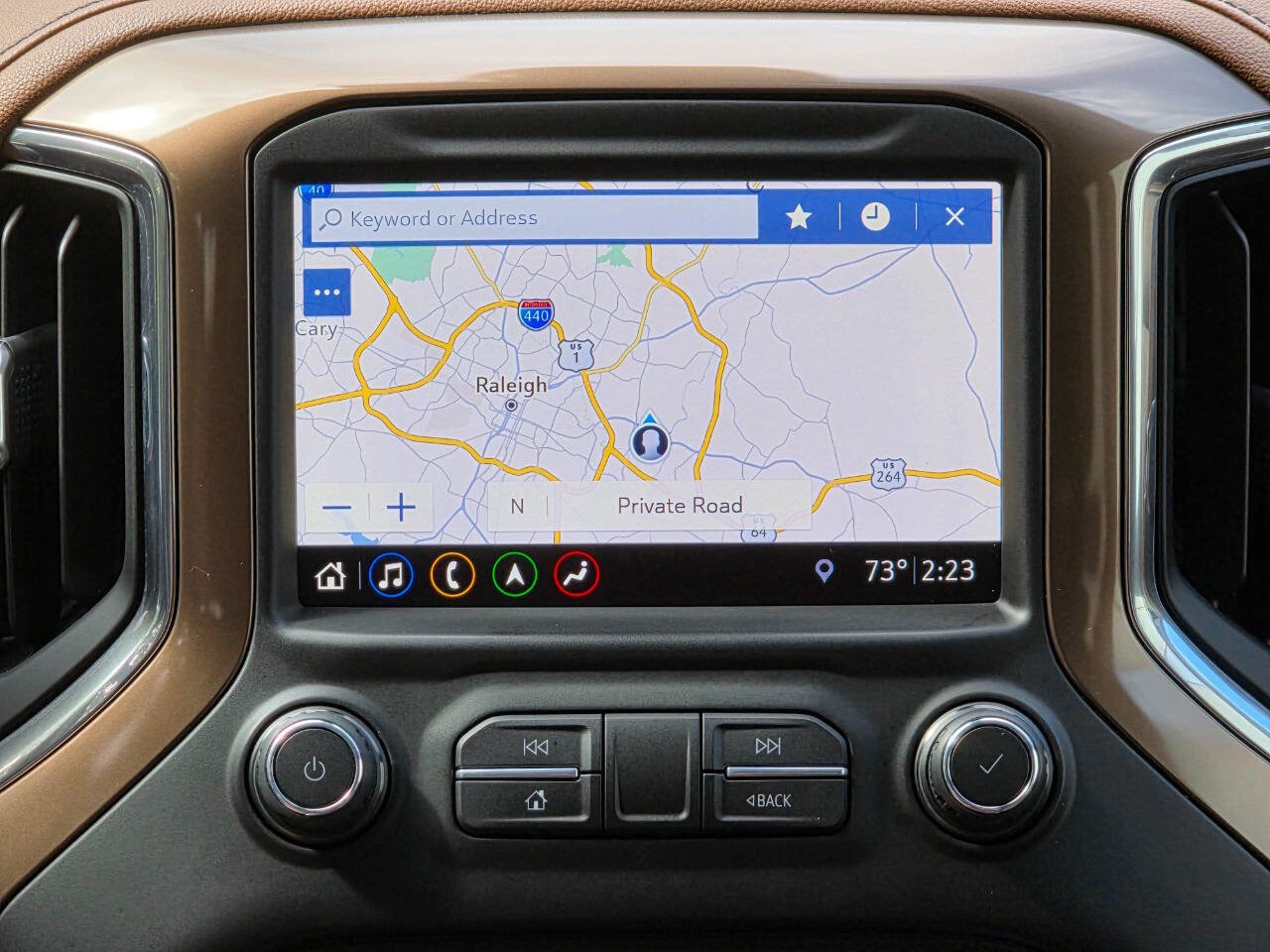 Used 2019 Chevrolet Silverado 1500 High Country w/ Technology Package image 28