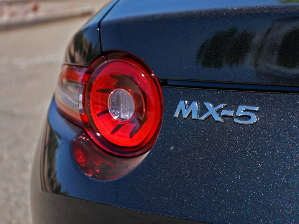 New 2026 MAZDA MX-5 Miata Grand Touring w/ Weather Package RWD image 14