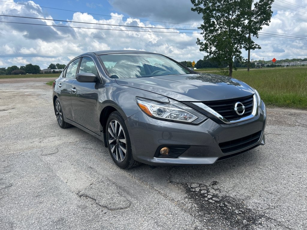 Used 2016 Nissan Altima 2.5 SV