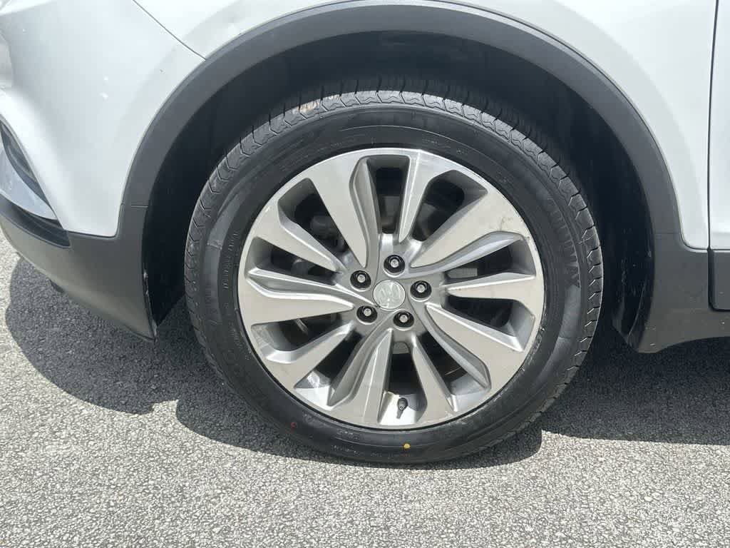 Used 2020 Buick Encore Preferred FWD image 10