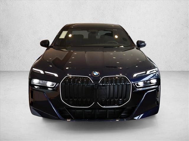 Used 2026 BMW 740i xDrive AWD/4WD image 5