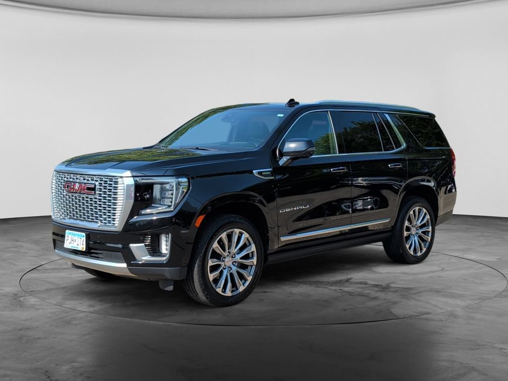 Used 2021 GMC Yukon Denali w/ Denali Premium Package AWD/4WD image 3
