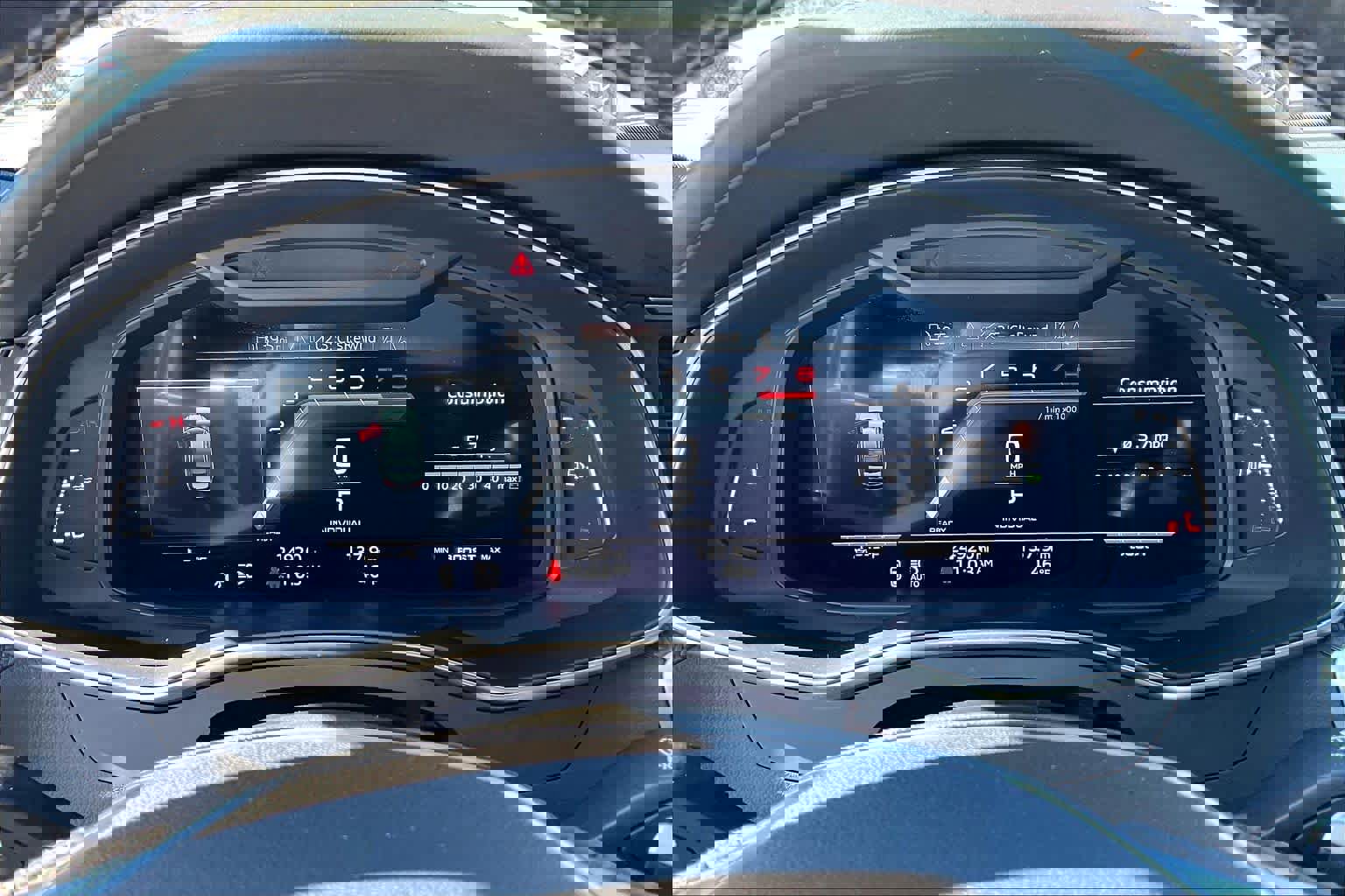 Used 2021 Audi S6 Premium Plus w/ S Sport Package image 25