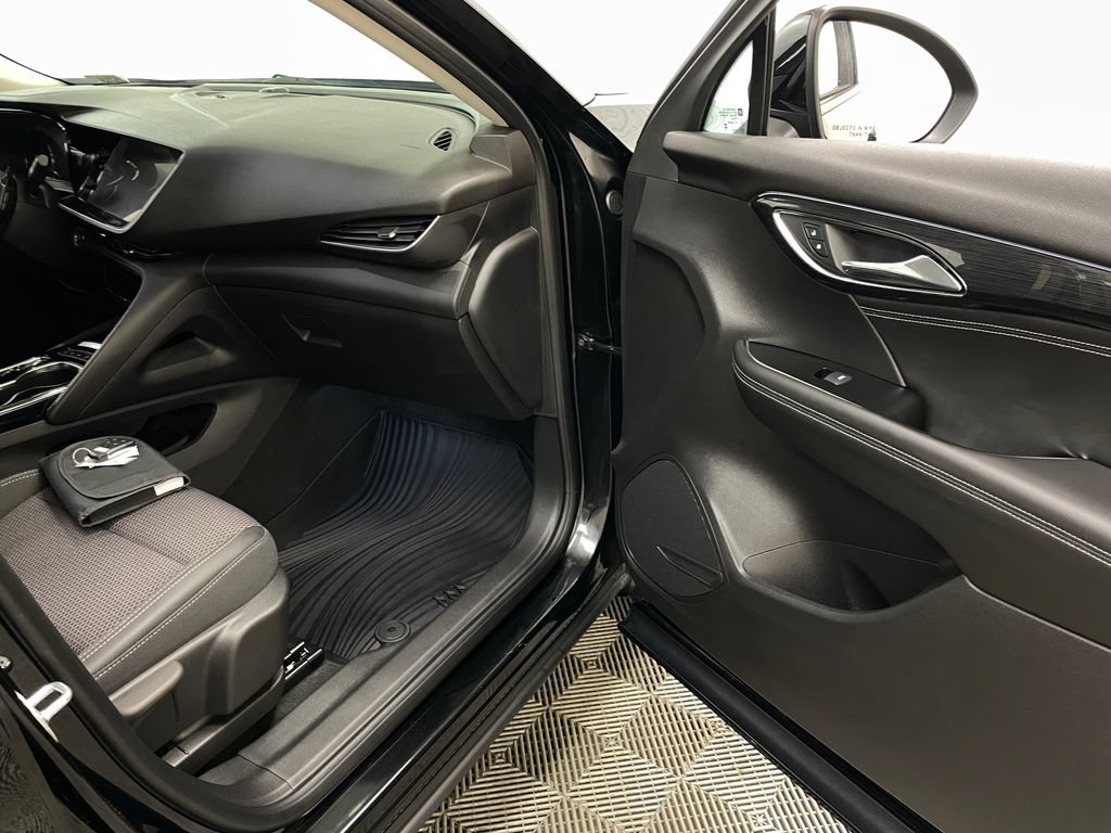 Certified 2023 Buick Envision Preferred w/ Sport Touring Package AWD/4WD image 31