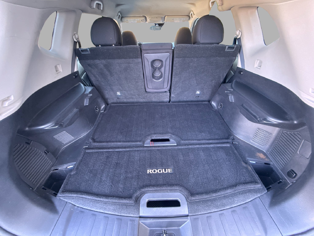 Used 2020 Nissan Rogue SV AWD/4WD image 10