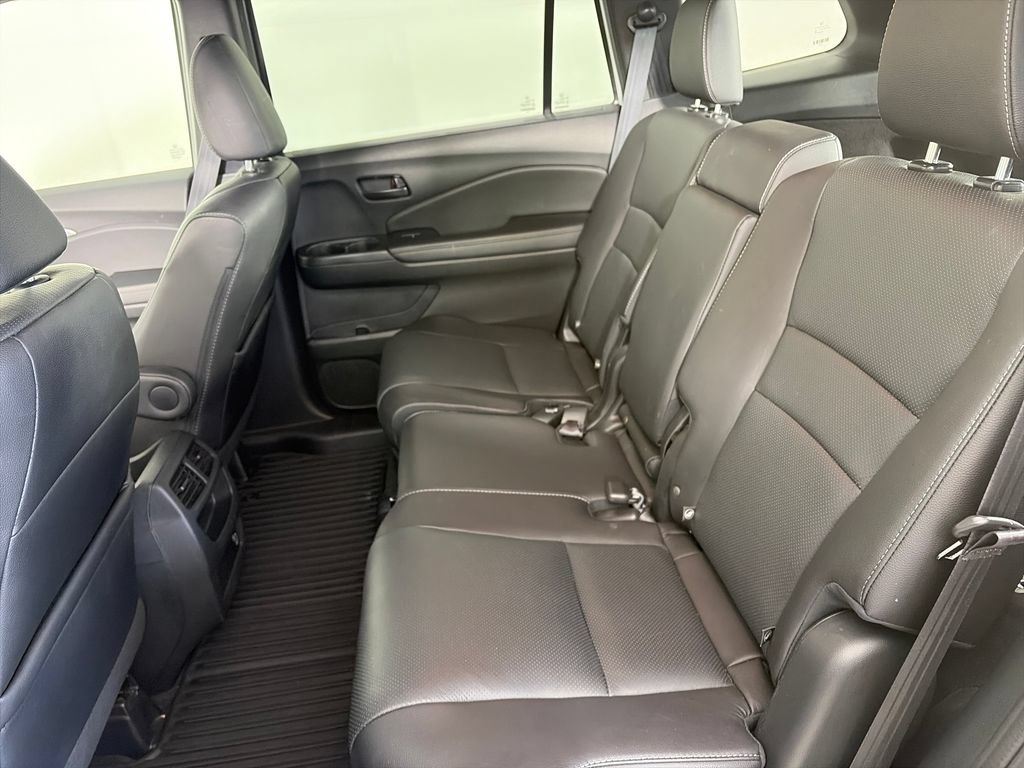 Used 2022 Honda Passport EX-L image 11