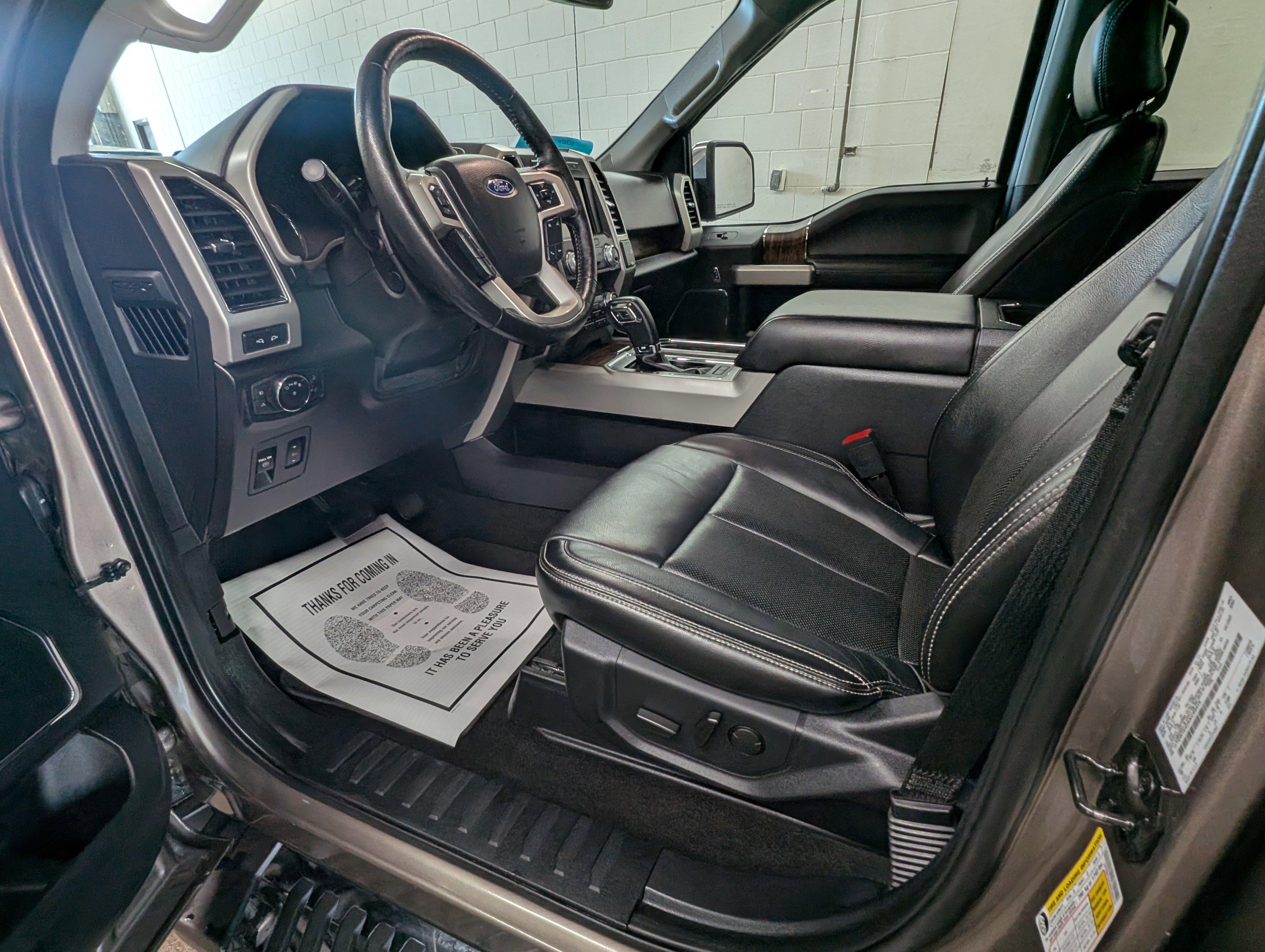 Used 2019 Ford F150 Lariat w/ Equipment Group 502A Luxury image 7