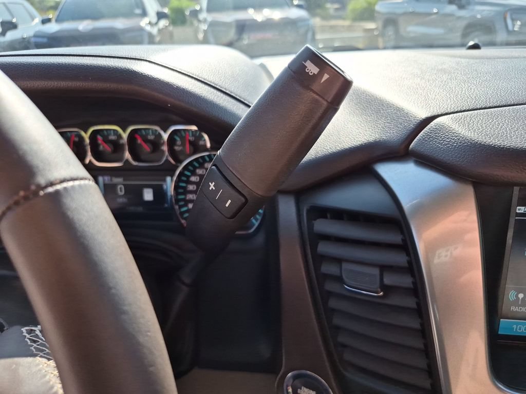 Used 2017 Chevrolet Tahoe Premier AWD/4WD image 30