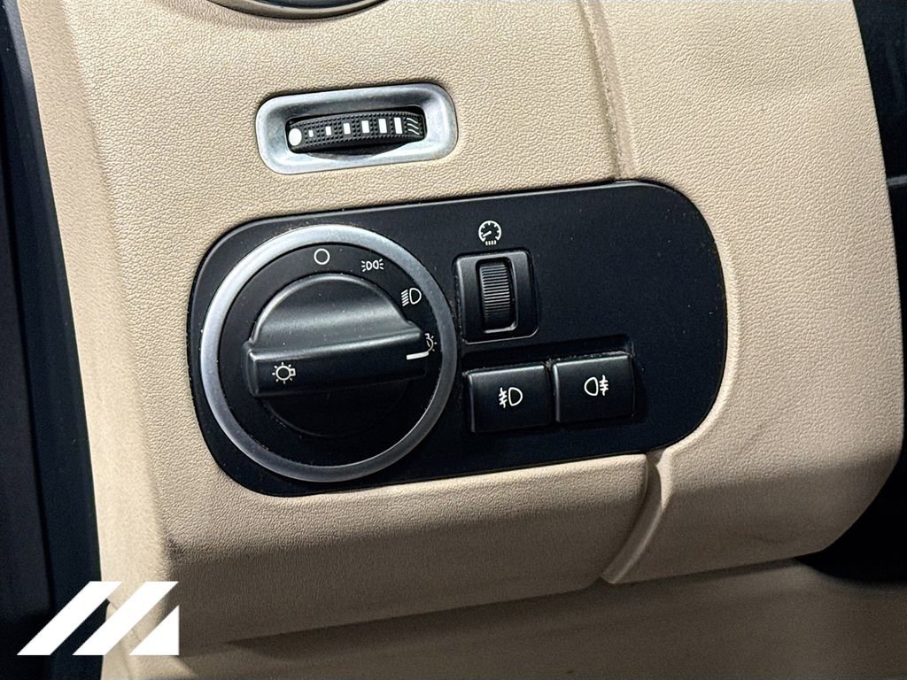 Used 2016 Land Rover LR4 HSE LUX image 10