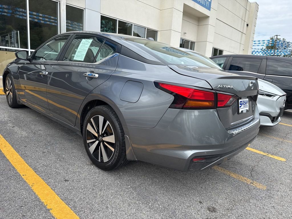 Used 2022 Nissan Altima 2.5 SV image 8