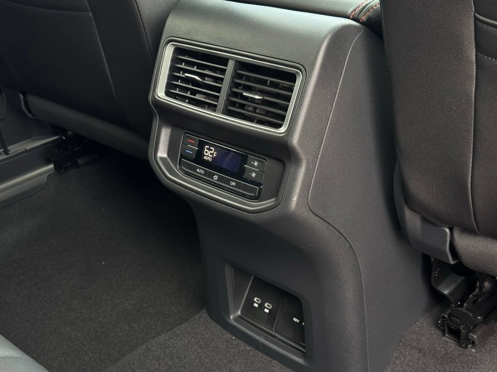 New 2026 Volkswagen Atlas Peak Edition AWD/4WD image 22
