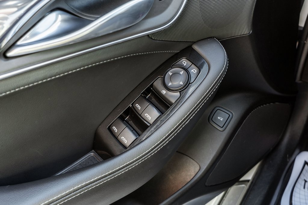 Used 2020 Cadillac CT5 Luxury w/ Cold Weather Package image 16