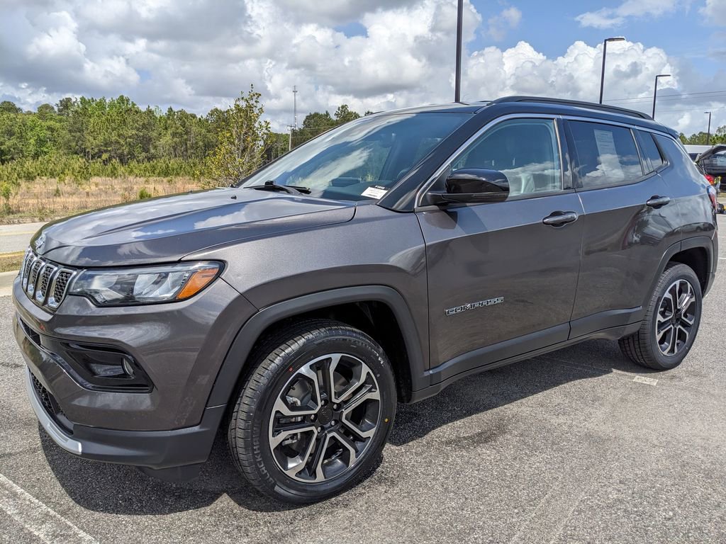 Certified 2024 Jeep Compass Limited AWD/4WD image 58