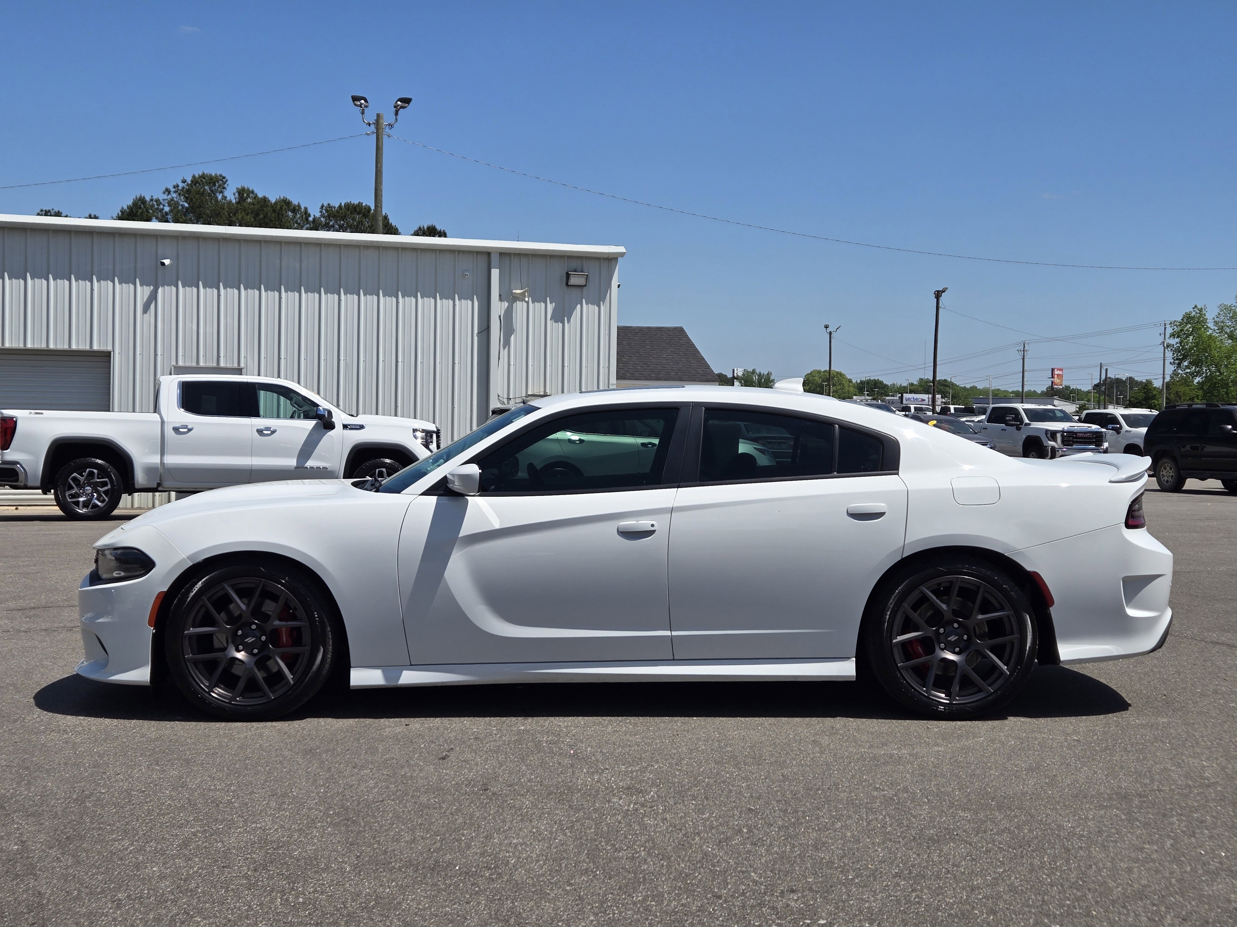 Used 2019 Dodge Charger GT w/ Performance Handling Group RWD image 11