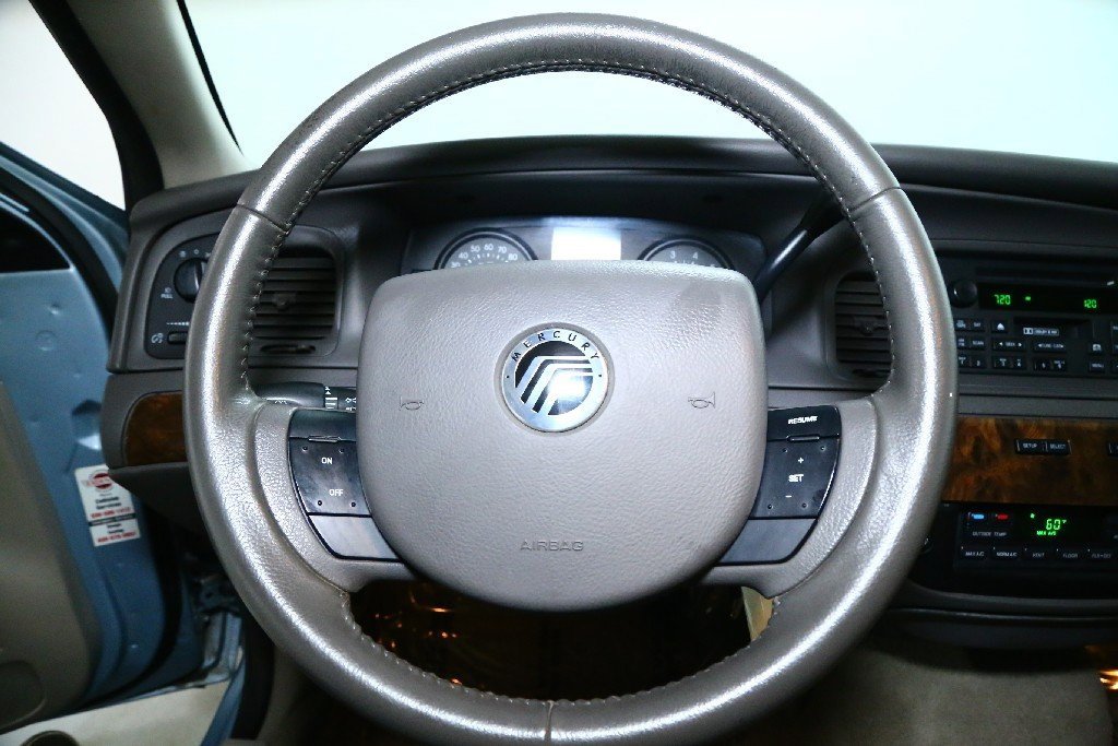 Used 2008 Mercury Grand Marquis LS image 31