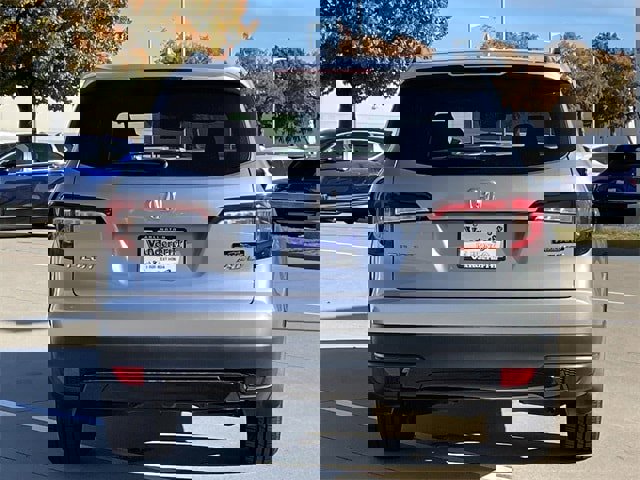 Certified 2022 Honda Pilot TrailSport image 5