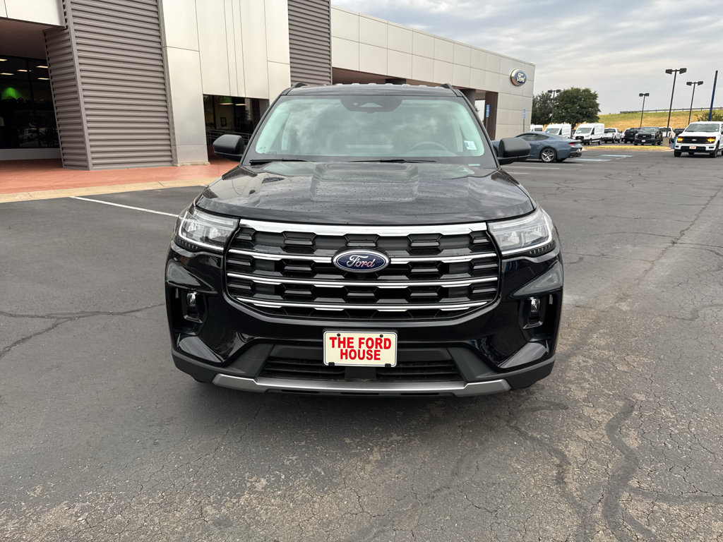 New 2026 Ford Explorer Active w/ Active Comfort Package RWD image 2