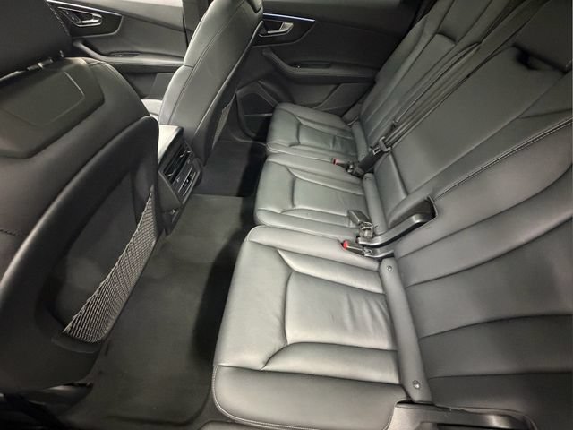 Used 2025 Audi Q7 3.0T Premium Plus AWD/4WD image 17