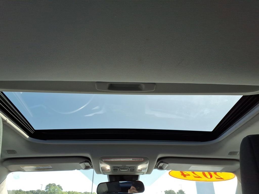 Used 2024 Toyota RAV4 XLE w/ Convenience Package image 15