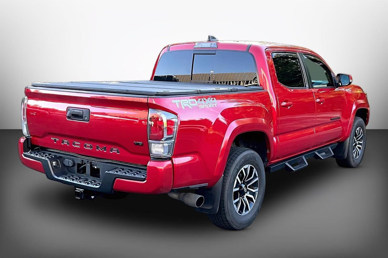Used 2022 Toyota Tacoma TRD Sport AWD/4WD image 8