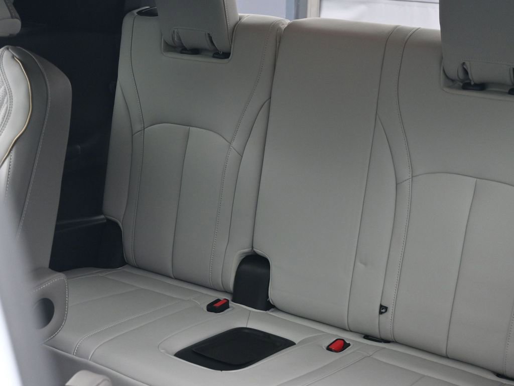 New 2026 INFINITI QX60 Autograph w/ Dark Cargo Package image 22