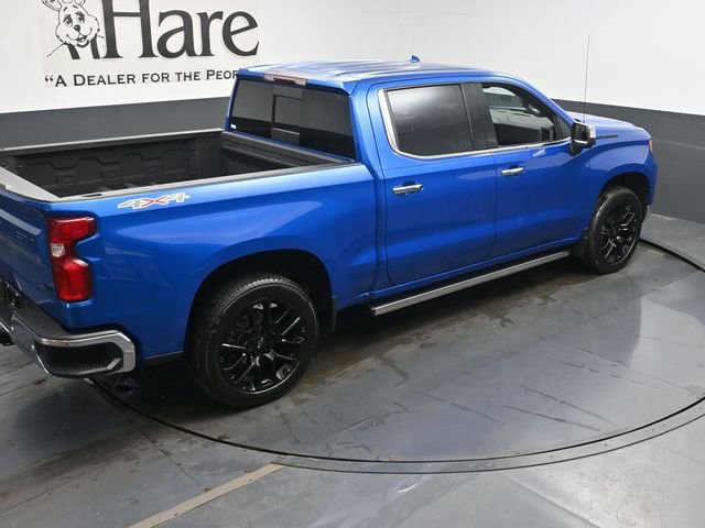 Used 2023 Chevrolet Silverado 1500 LTZ w/ LTZ Premium Package AWD/4WD image 39