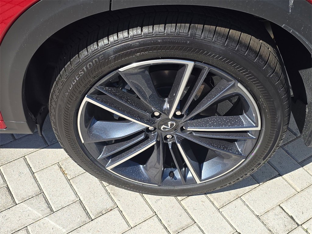 New 2025 INFINITI QX50 Sport image 5