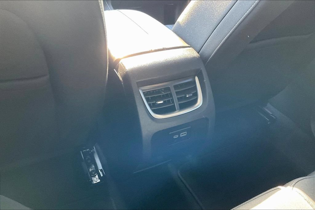 Used 2025 Chevrolet Blazer LT AWD/4WD image 13