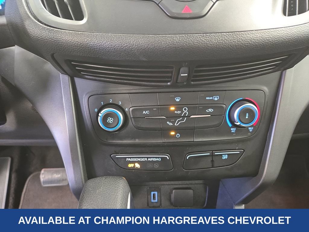 Used 2019 Ford Escape S image 19