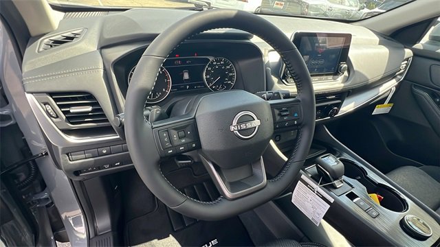 New 2026 Nissan Rogue SV image 31