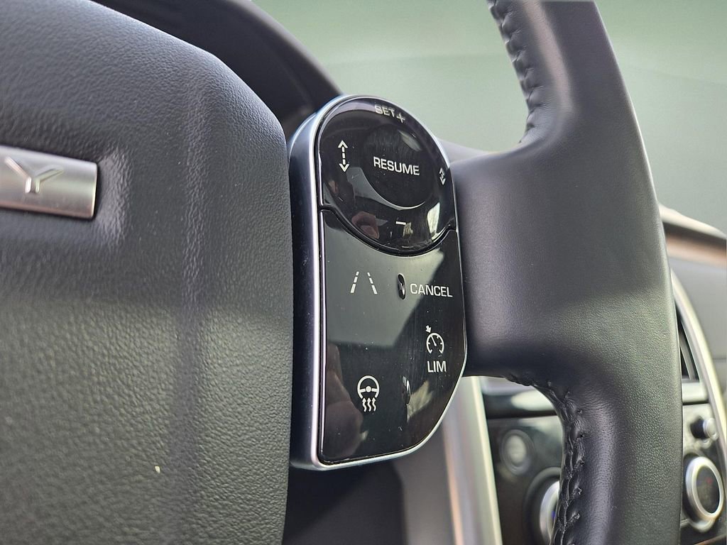 Used 2019 Land Rover Discovery HSE image 24
