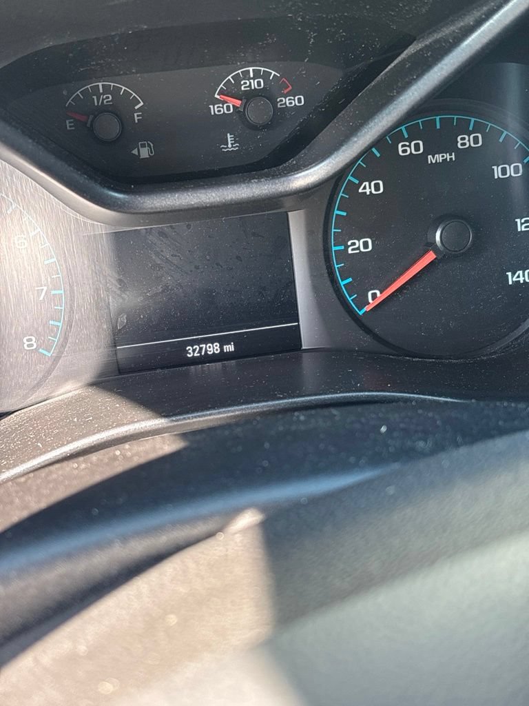 Used 2017 Chevrolet Colorado W/T AWD/4WD image 2