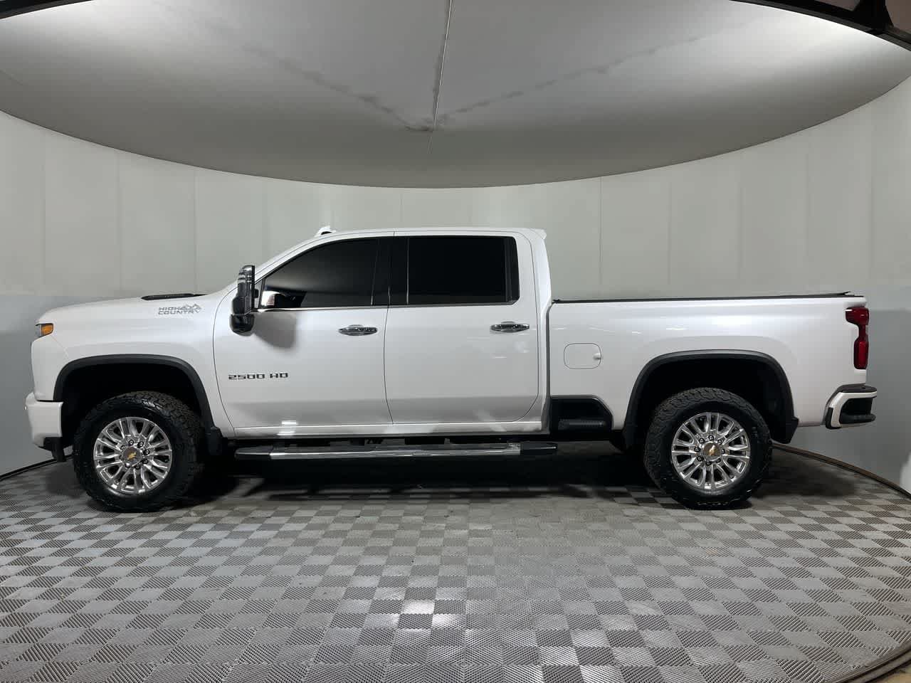 Used 2022 Chevrolet Silverado 2500 High Country w/ LPO, Hitch Package AWD/4WD image 5