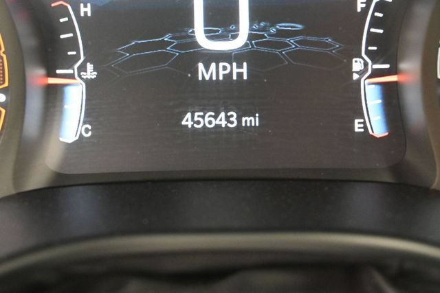 Used 2025 Jeep Compass Trailhawk AWD/4WD image 33