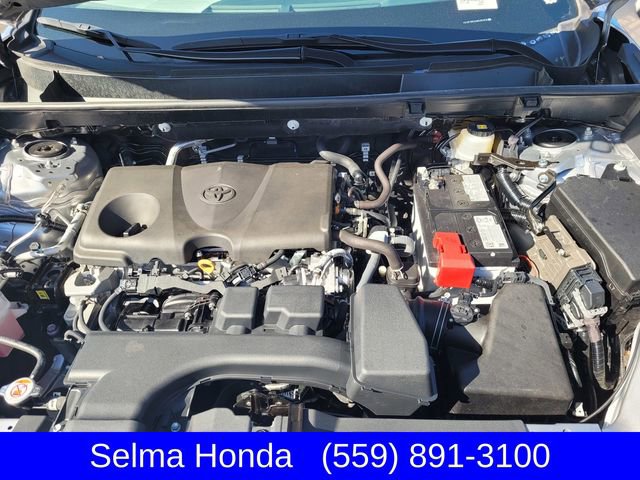 Used 2024 Toyota RAV4 LE image 28
