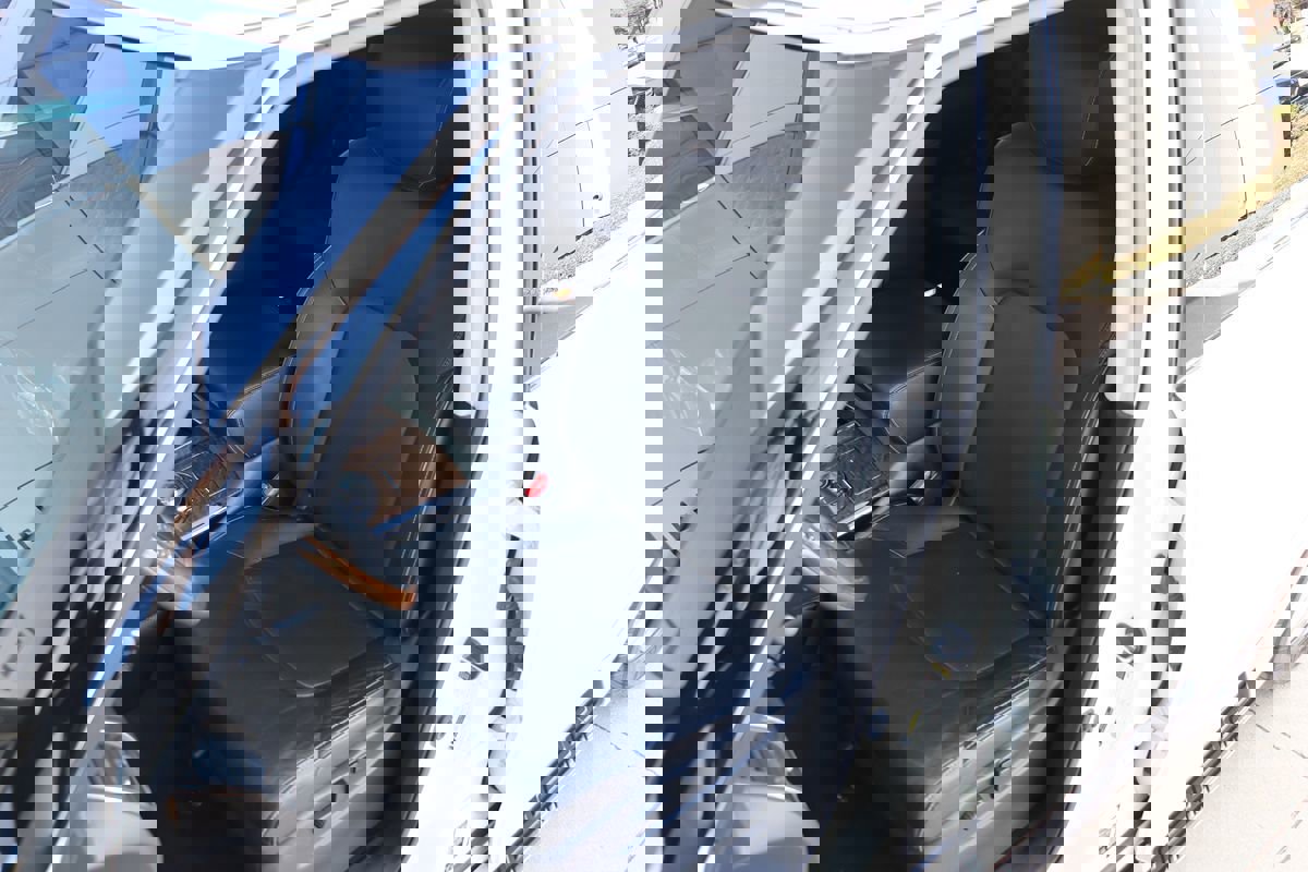 Used 2016 INFINITI QX80 Luxe w/ 22" Wheel Package image 37