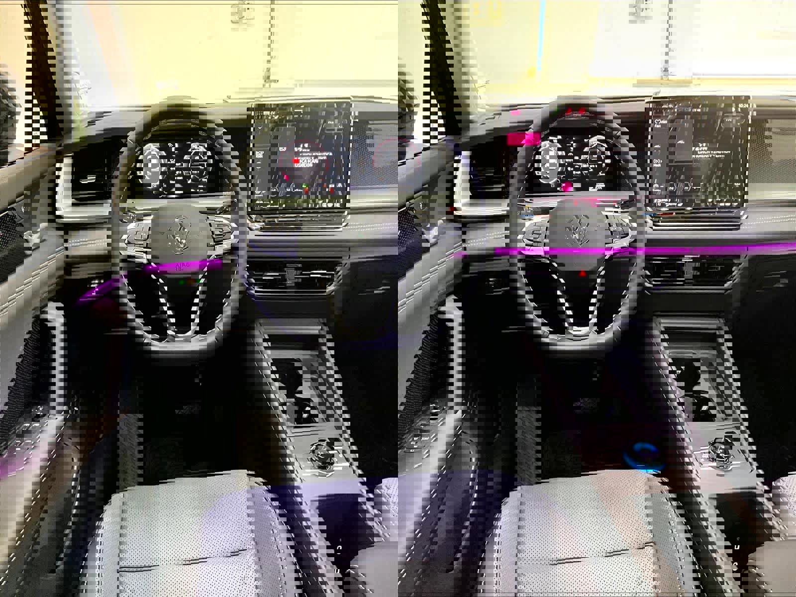 New 2026 Volkswagen Tiguan SE image 15