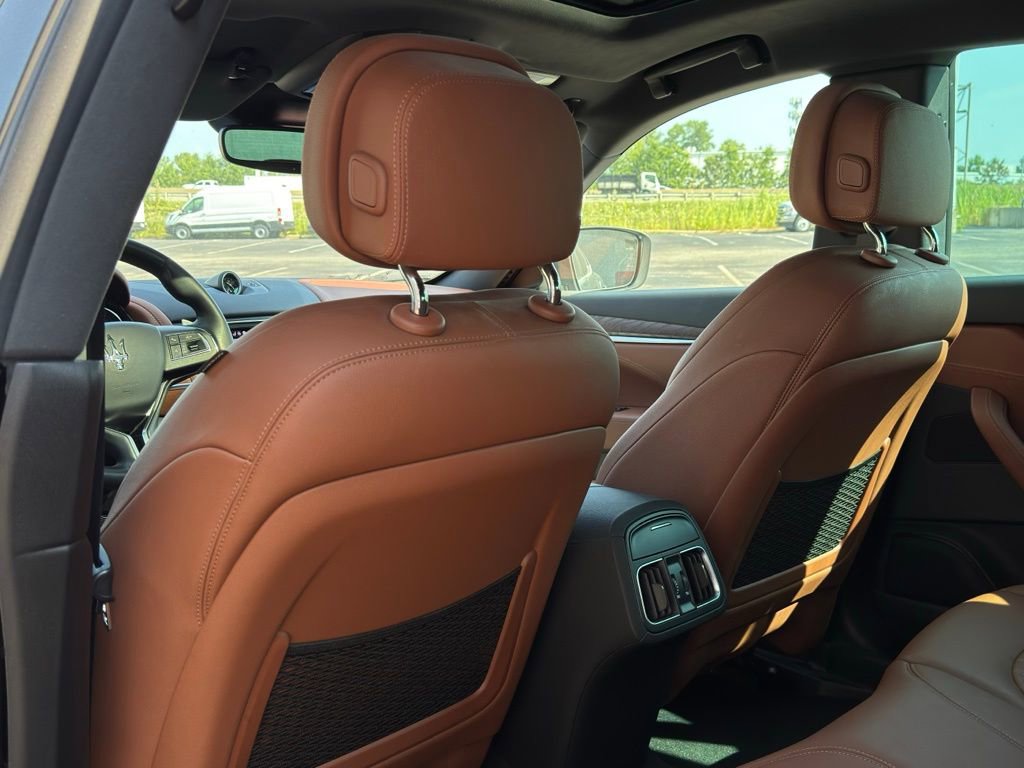 Certified 2022 Maserati Levante Modena image 19