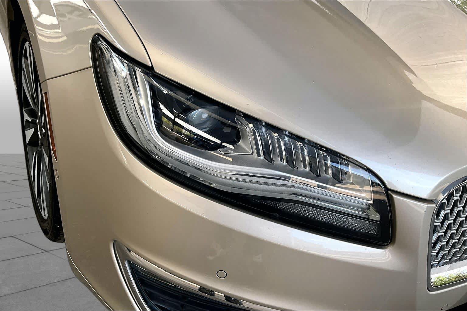 Used 2017 Lincoln MKZ Reserve w/ Technology Package FWD image 28